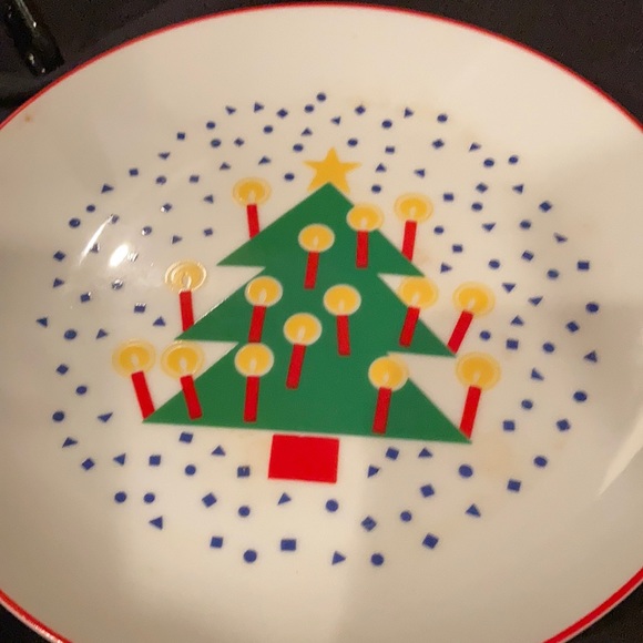 MACY’S HAND DECORATED PORCELAIN DESSERT PLATE SET 4 - Picture 5 of 8